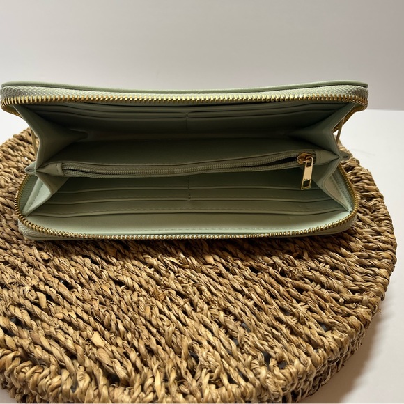 Wallet - Picture 5 of 7